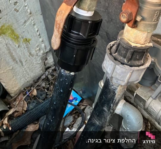 צינורות ומחברים במערכת אינסטלציה